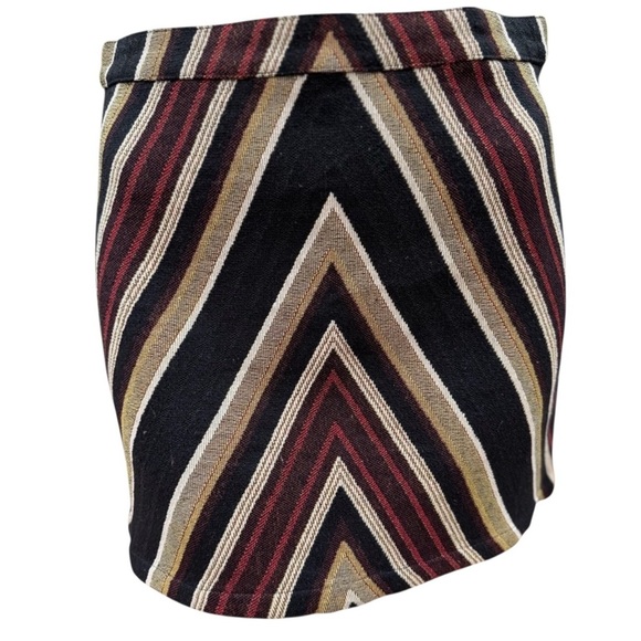 Topshop Dresses & Skirts - Top Shop Chevron Striped Black Red Taupe Women's Skirt Bold and Chic size 6